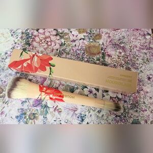 ♡Deer- Hourglass limited edition brush 2025